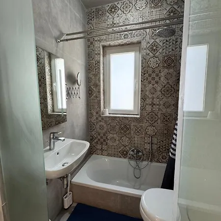 Mh By Malta Holidays Гостевой дом 4*